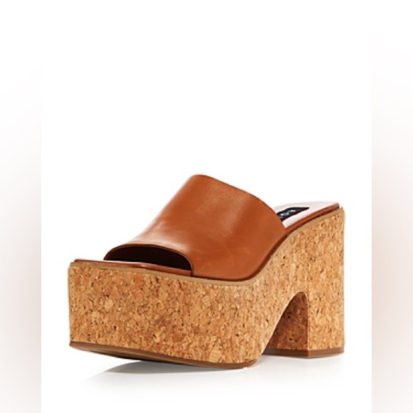 Aqua Shoes - AQUA